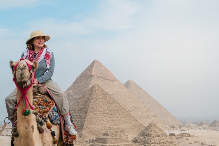Sahl Hashesh: Gizeh & Sakkara Pyramiden & Khan el-Khalili SoukPrivate Tour nach Gizeh, Sakkara, Memphis und Khan el Khalili
