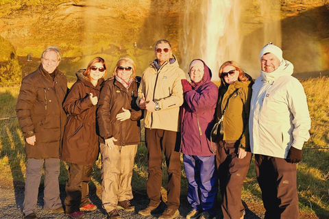 Private Tagestour an der Südküste mit GletscherwanderungPrivate Tagestour an die Südküste mit Gletscherwanderung