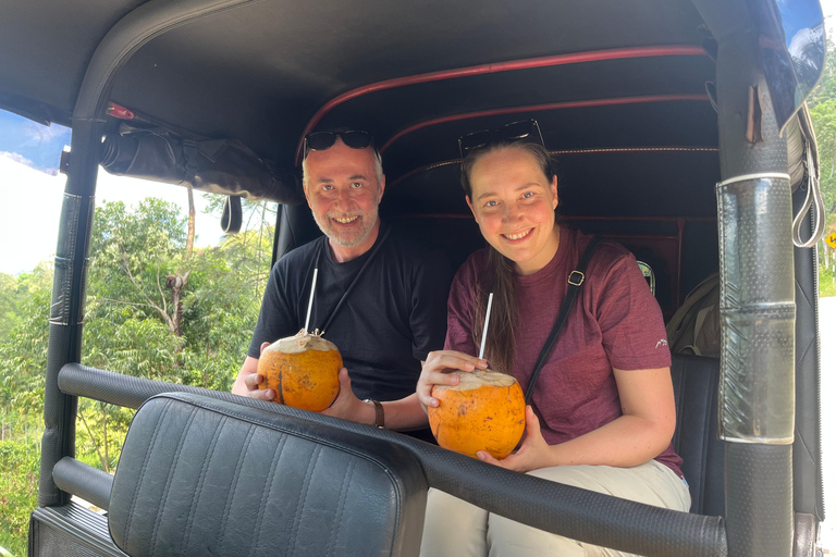 Kandy: Sigiriya Rock & Dambulla Cave Temple adventure tour