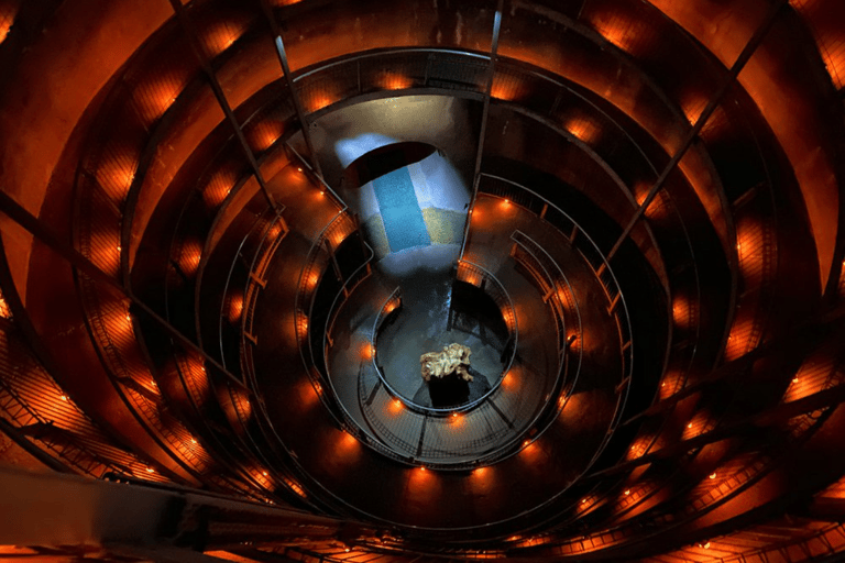 Private Day Tour: Waitomo Glowworms & Hobbiton Movie Set