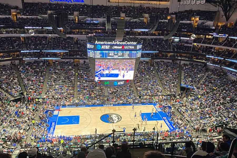 Dallas: Dallas Mavericks Basketball Spiel Ticket. Foto: GetYourGuide