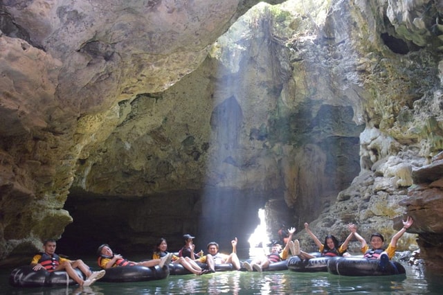 Yogayakarta : Jomblang Cave and Pindul Cave Tour