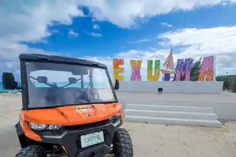 Exuma, Bahamas : Location de Buggy 6 places avec haut-parleur Bluetooth