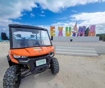 Exuma, Bahamas : Location de Buggy 6 places avec haut-parleur Bluetooth
