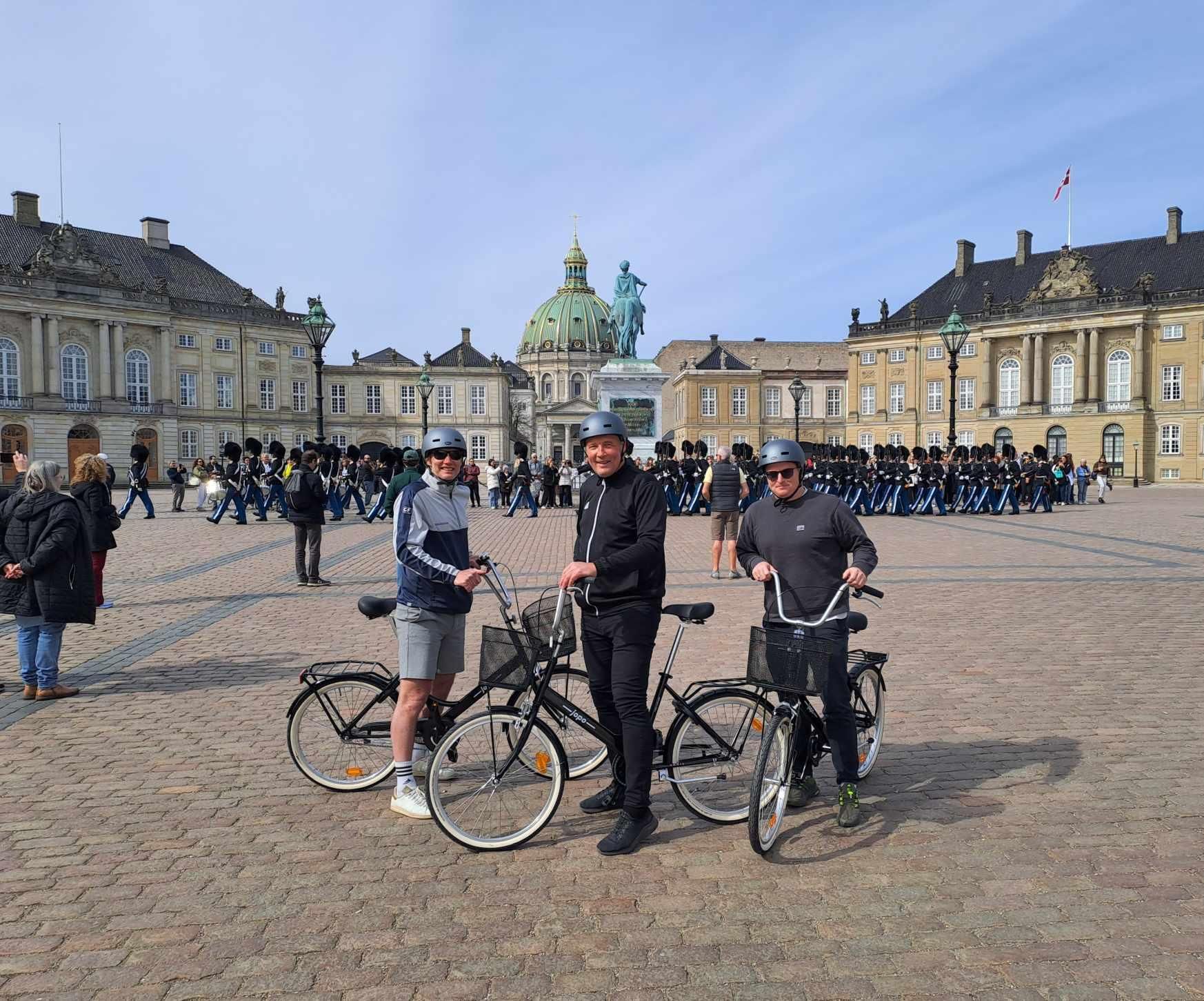 Kopenhagen: 2,5-stündige 'Must See' Fahrradtour mit einem ortskundigen Guide