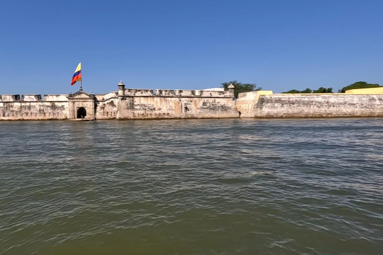 Cartagena: Excursion to the Rosario Islands and Playa Blanca with lunch