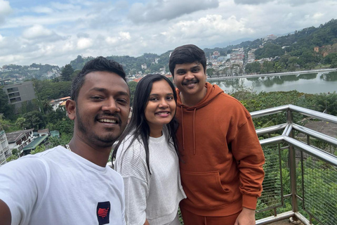 Kandy: Sigiriya Sunrise, Nalanda Gedige & Village Tour