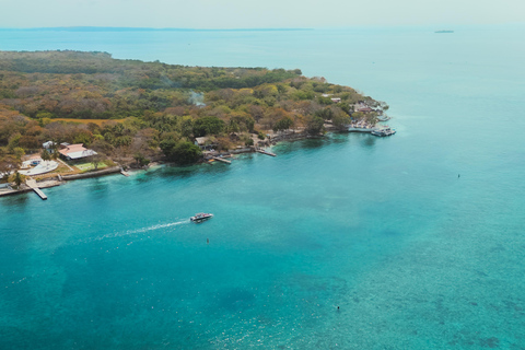 罗萨里奥群岛：卡塔赫纳私人快艇之旅29英尺私人游艇（最多可容纳10人）