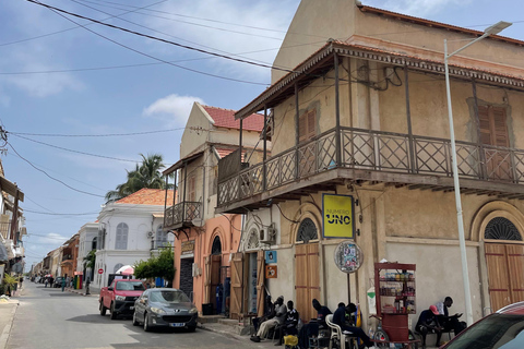 Saint-Louis: A carriage ride through the historic city St. Louis: Historic City Carriage Ride