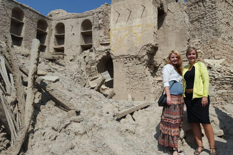 Muscat: Jebel Akhdar and Birkat Al Mouz Guided Day Trip