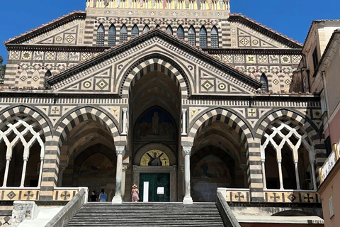 Naples/Salerno Port: Pompeii & Amalfi Coast -Shore Excursion Salerno Port: Regular Group - No Lunch
