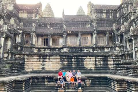 Odsłanianie Angkor Wat Sunrise, Bayon, Ta Prohm w małej grupie