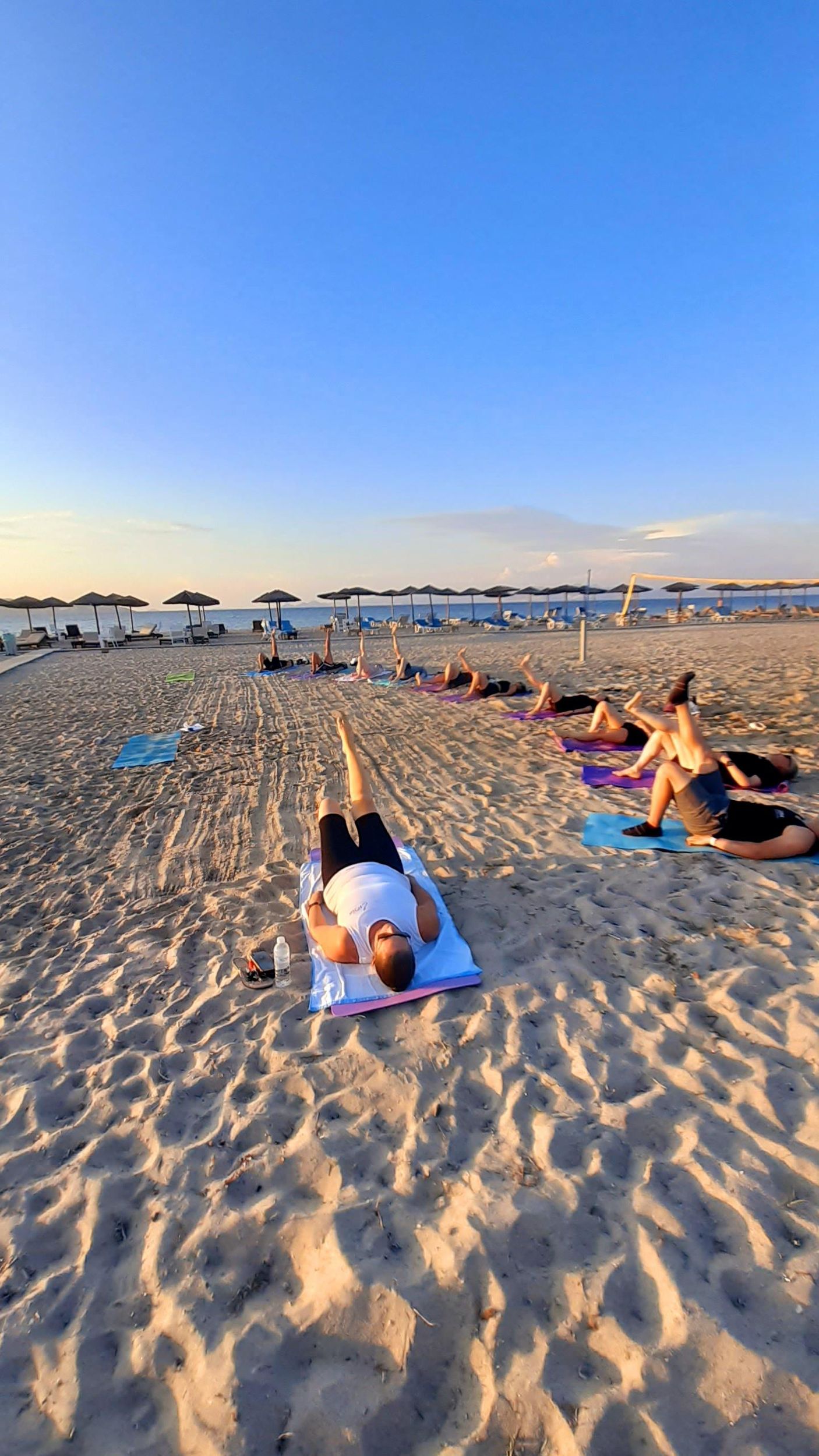 Strandpilates am Tigaki Strand