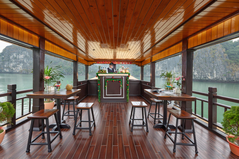 From Hanoi: Lan Ha Bay | Kayaking, Sightseeing, Cruise Trip From Hanoi: Lan Ha Bay | Kayaking, Sightseeing, Cruise Trip