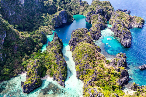 El Nido: Island-Hopping Shared Boat Tour with Drone Shots