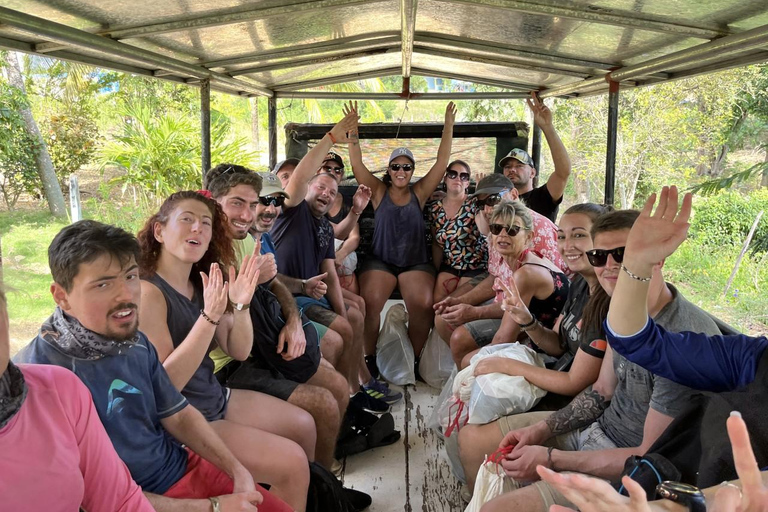 Buggy Safari: Chavón River & Dominican Countryside Tour with Pickup from Bávaro