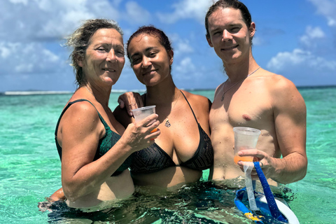 Martinique: Josephine's Bathtub White Bottom Half-Day Boat Tour Martinique: Josephine's White Bottom Boat Half-Day Boat Tour