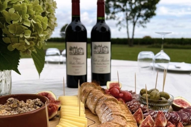 Ciesz się dniem odkrywania dwóch słynnych regionów winiarskich Bordeaux