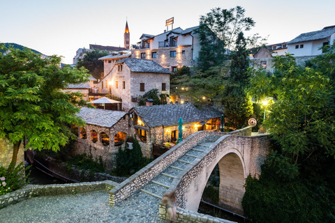 Tour de la ciudad de Mostar y el Puente Viejo en grupo privadoGuía de habla inglesa