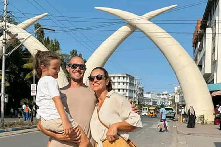 Mombasa: City Orientation Guided Tour With Rickshaw Ride.