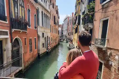 Venice: Small Group Walking Tour of Most-Famous Sites