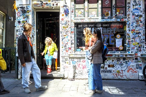 Amsterdam Red Light Tour & Exclusive Sex Worker Meet & Greet