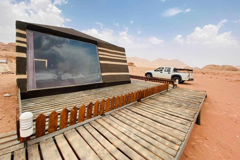 Wadi Rum : visite nocturne en jeep avec dîner et petit-déjeuner