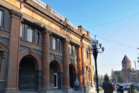 Yerevan: Gyumri, Black Fortress, and Harichavank Tour