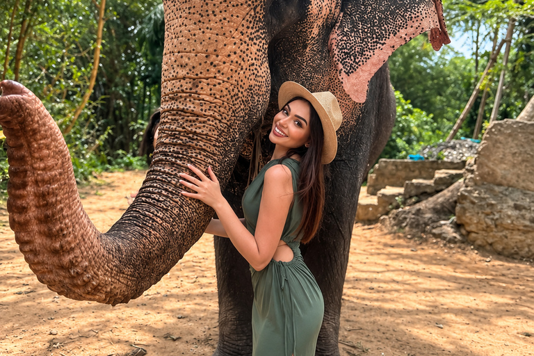 Kandy: Elephant Village Experience & Kandyan Dance Tour Kandy: Private Guided City Tour by Tuk-Tuk