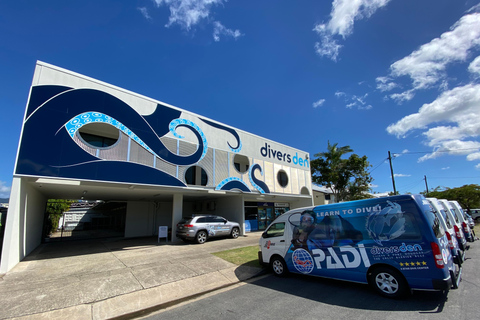Cairns: 4-Day PADI Open Water Course