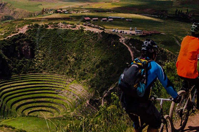 Cusco | Machu Picchu &amp; Rainbow Mountain Lyxpaket ☆☆☆☆