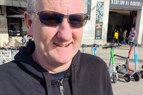 Lisbon: Private full Day Sightseeing tour by tuk-tuk.