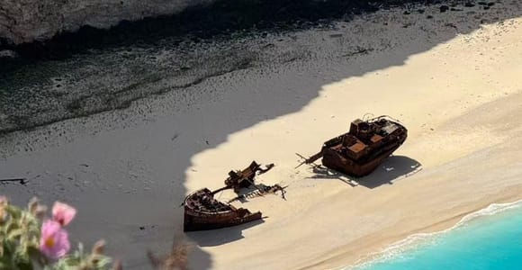 Zakynthos: Land & Sea Tour of Shipwreck Beach & Blue Caves