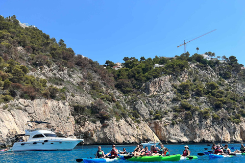 Kayak Granadella Excursión Guiada en Cuevas y Cala en Caló