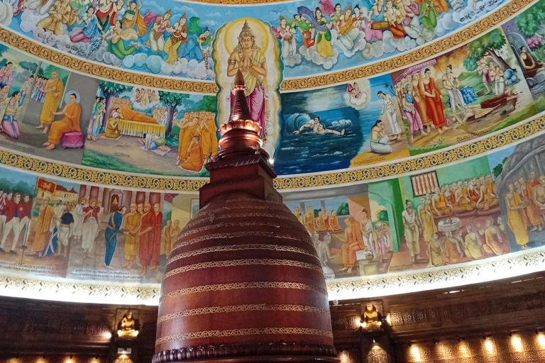 Kandy: Ambuluwawa Tower, Sacred Temple & Artisan Discovery