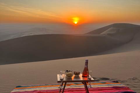 Huacachina: Desert Sandboarding & Toast Tour