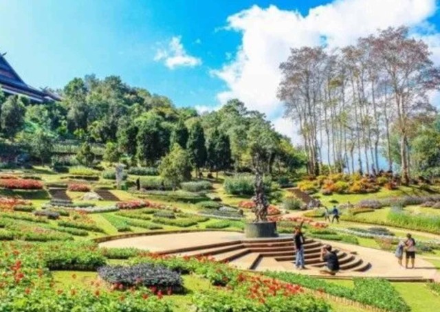 Visit Garden Trails of Chandigarh (Guided Full Day City Tour) in Kasauli, India