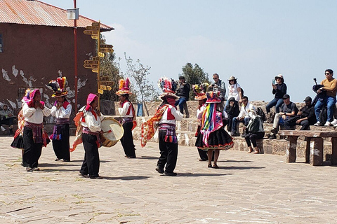 From Cusco: Titicaca 2D with homestay & Pachamama Ceremony