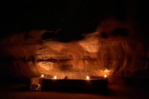 4 uur durende Jeep Tour met overnachting in Bedoeïenenkamp en dinerRondreis + Kamp