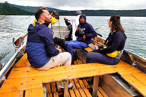 From Addis Ababa: Wenchi Crater Lake Day Trip with Boat Ride From Addis Ababa: Wenchi Crater Lake Day Trip with Boat Ride