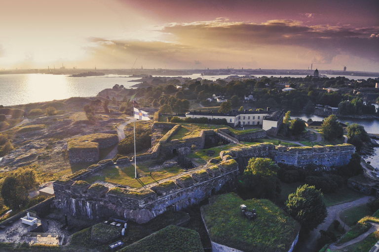 Suomenlinna: Private Finntastic Tour through Guns & Tunnels