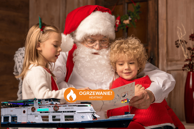 Wroclaw: Boat Cruise by Heated Ship with Santa Claus