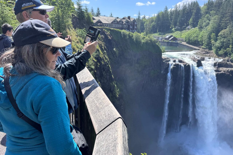 Seattle: Woodinville Winery & Snoqualmie Falls Tour