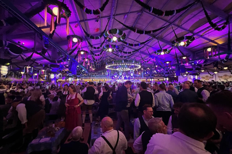 Munich: Oktoberfest Tour & Big Beerhall Evening Reservation 1. Sunday Oktoberfest 2026: Tour & Big Beerhall Reservation