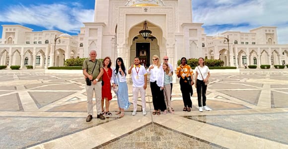 Abu Dhabi: Rundgang durch Qasr Al Watan