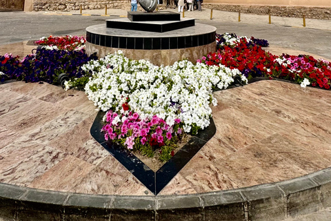 Nizwa, Al Hamra & Misfat Al Abriyeen: Guided tour in German.