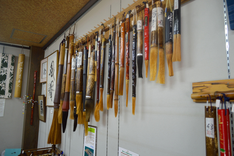 Kanazawa: Ninja Temple & Bamboo Brush Calligraphy