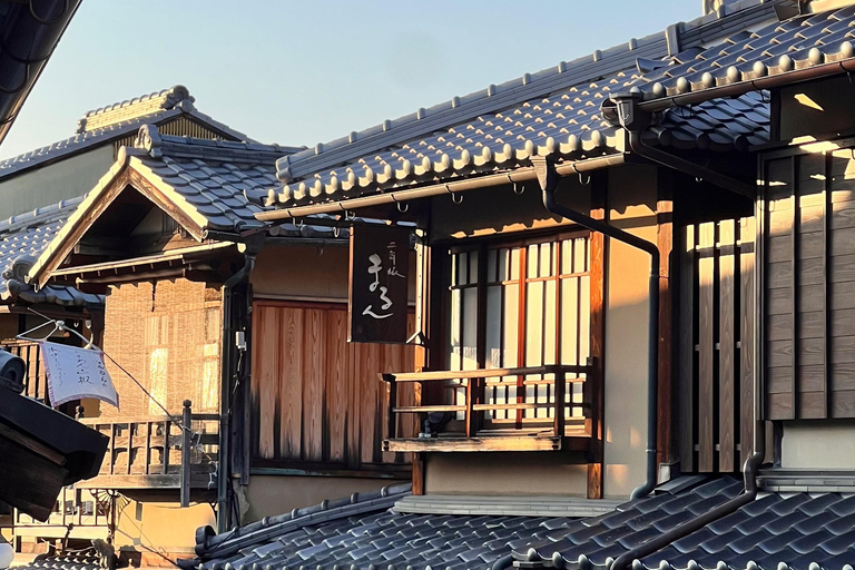 Kyoto: Higashiyama Guided Walking Tour with Kiyomizu-dera