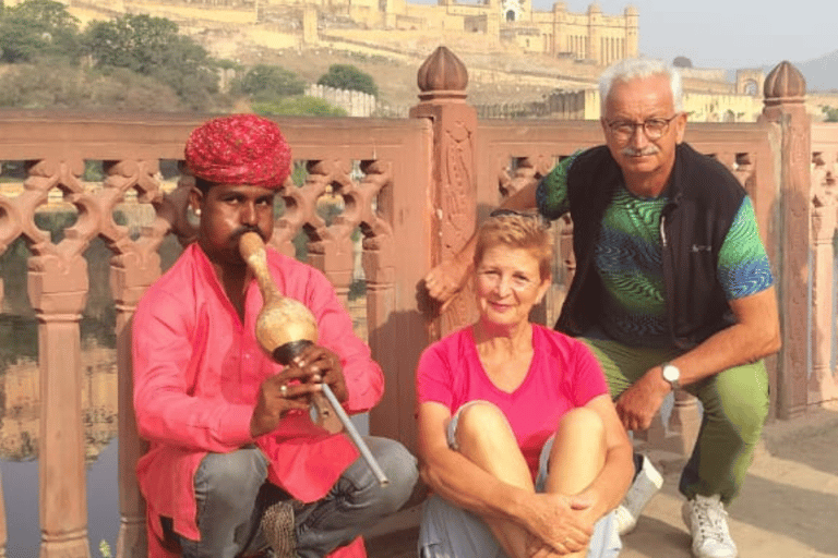One Day Jaipur Sightseeing Tour with Guide & Sedan Car