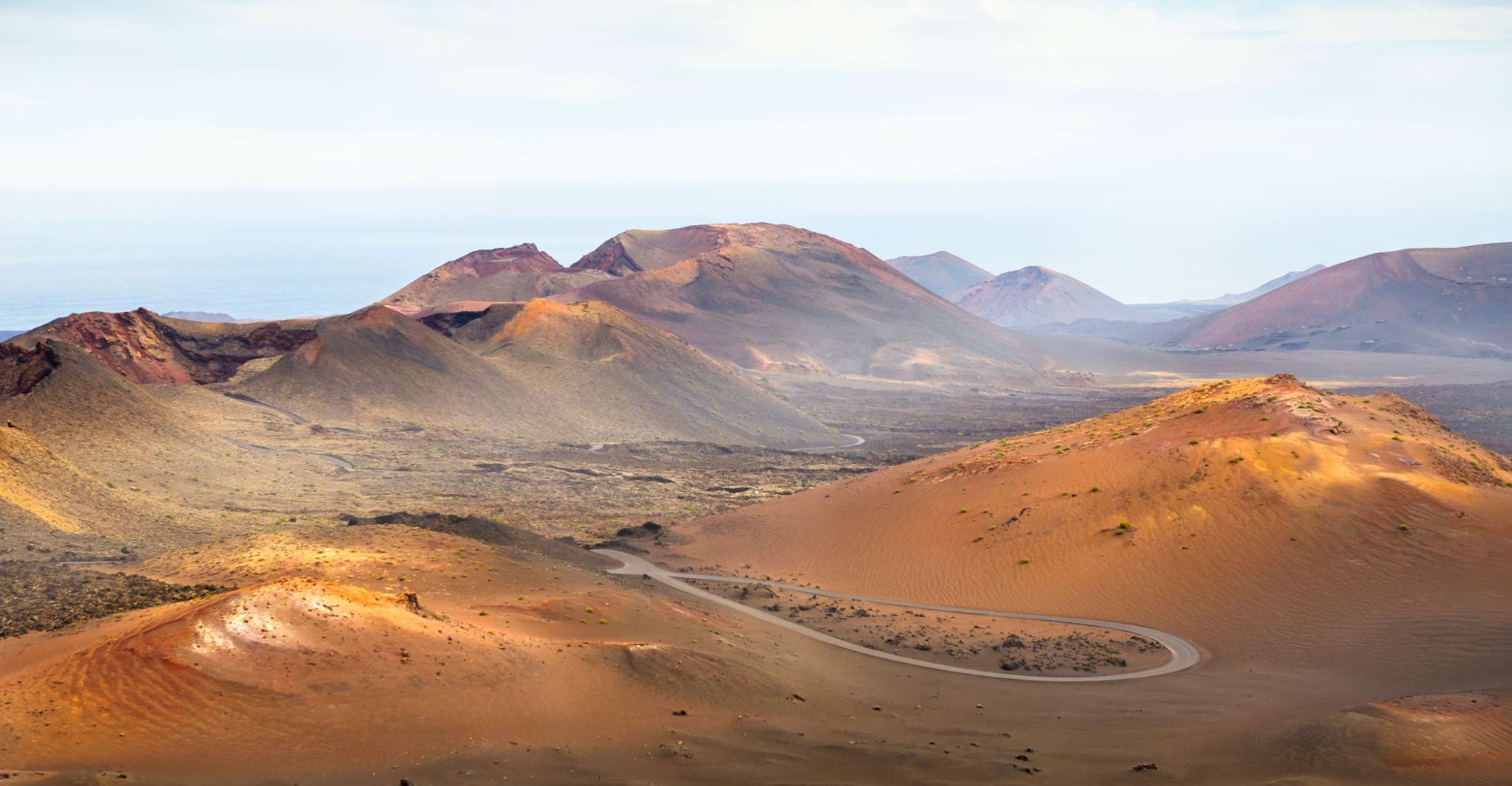 Lanzarote, Sightseeing Day Trip to Cueva Verdes & Timanfaya - Housity